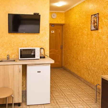 Economy Express Voyage מלון