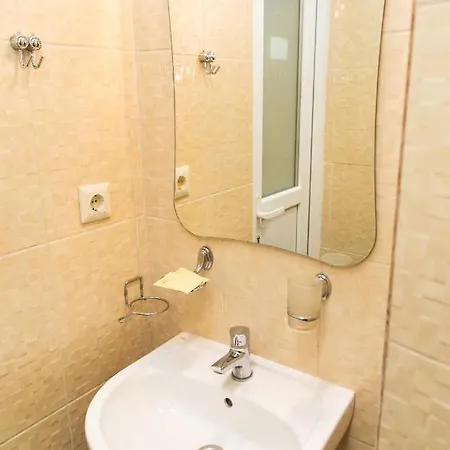 Hotel Economy Express Voyage Leopoli