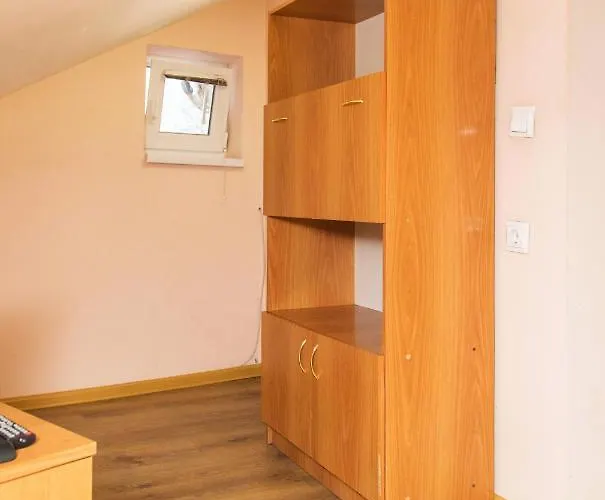 Economy Express Voyage *