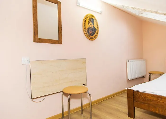 Economy Express Voyage Готель *