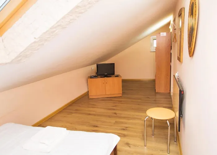 Economy Express Voyage Hotel