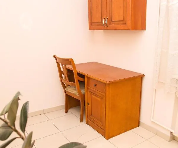 Economy Express Voyage